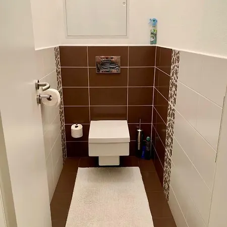 Apartment Cozy, Beautiful View - 1 Stop By Train To Old Town *