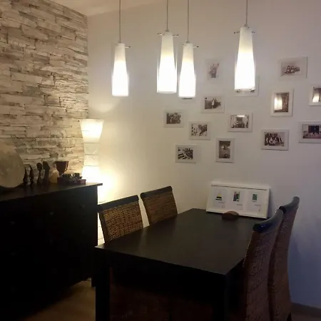 Cozy, Beautiful View, Parking, 1 Stop By Train To Old Town Apartment Bratislava