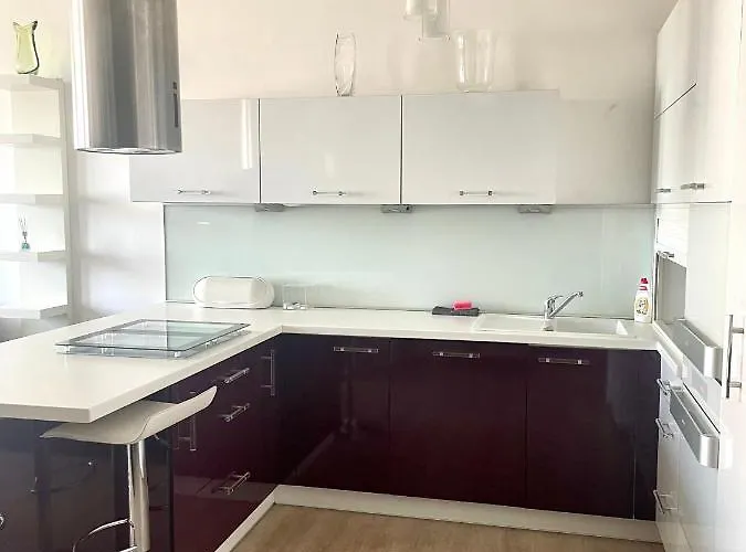 Cozy, Beautiful View - 1 Stop By Train To Old Town Διαμέρισμα *